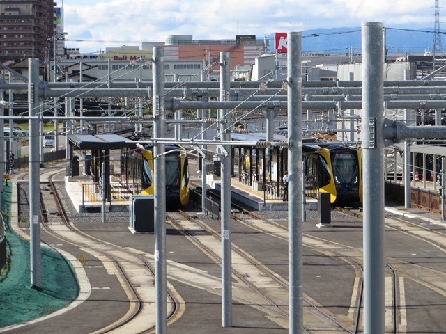 「平石」停留場